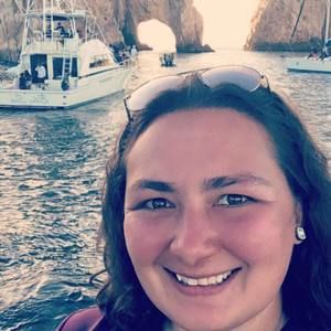 Meet your Posher, Courtney